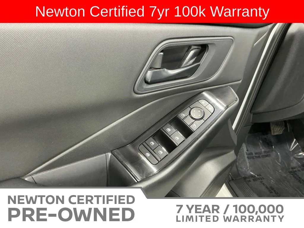 Certified Used 2025 Glacier White Nissan S image 33