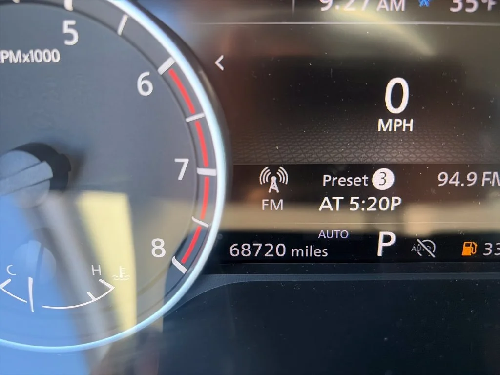 Used 2024 Gray Nissan S image 17