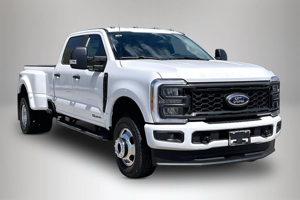 New 2026 Ford Super Duty F-350 XL 4D Crew Cab