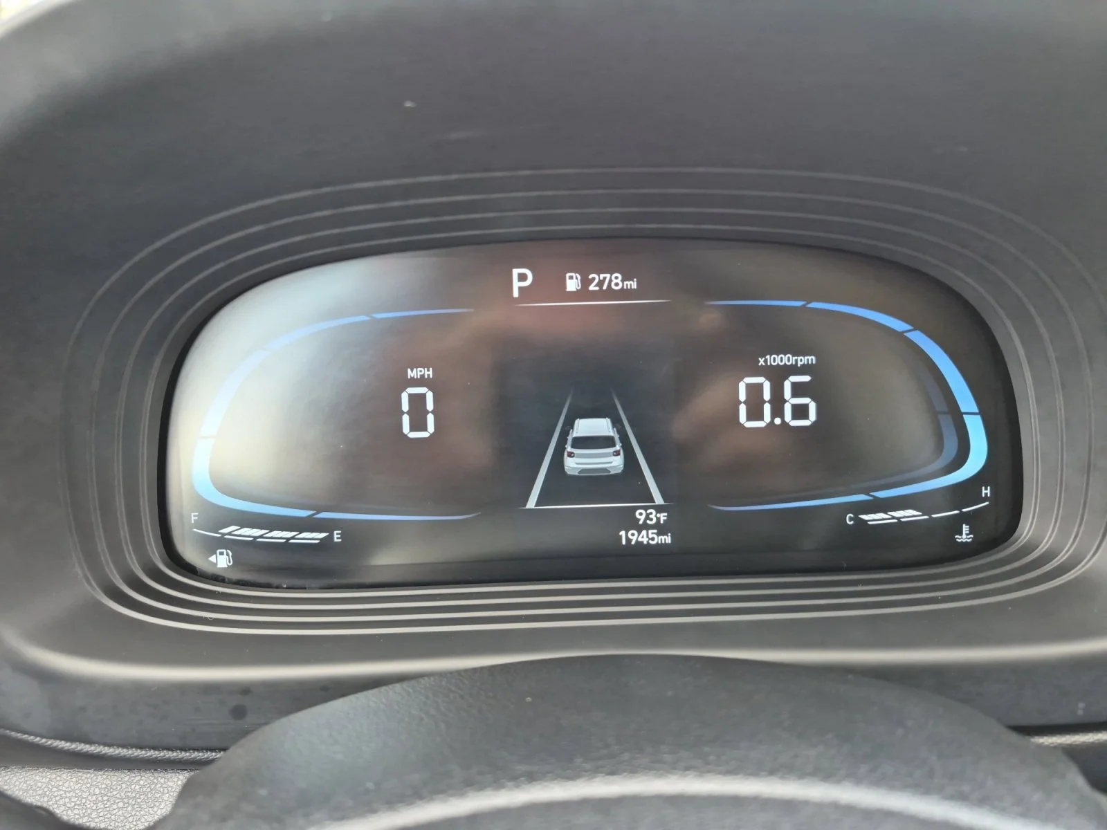 Used 2025 Intense Blue Hyundai SE image 18
