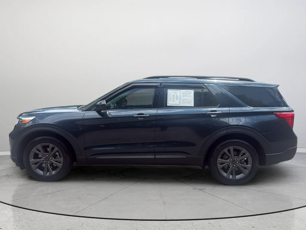 2023 Ford Explorer XLT - Photo 10