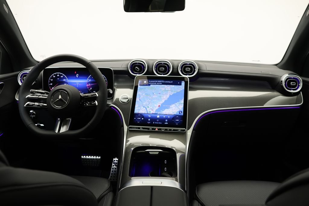 New 2026 Polar White Mercedes-Benz GLC 300 Coupe image 17
