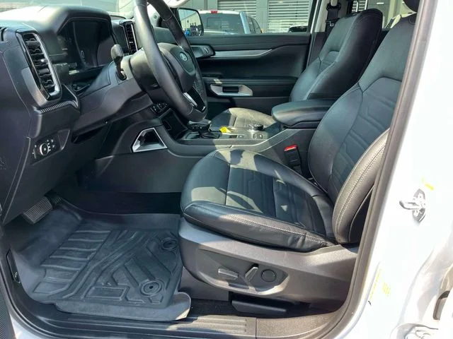 Certified Used 2024 Oxford White Ford Lariat image 28