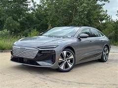 2025 Audi A6 e-tron Premium Plus quattro's photo