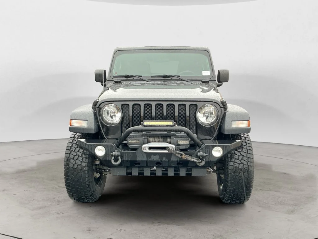 Used 2018 Black Jeep Unlimited Sport image 2