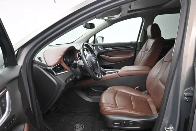 Used 2018 Includes Spectra Gray lower exterior accent color. Buick Avenir image 10