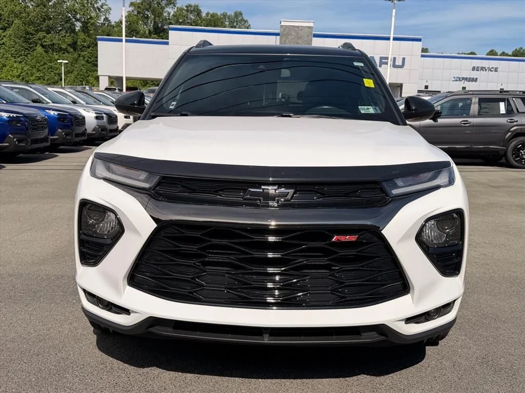 Used 2022 White Chevrolet RS image 17