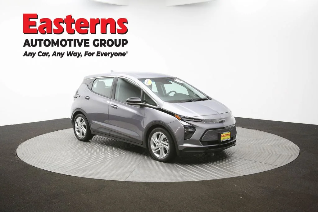 Used 2023 Gray Chevrolet 1LT image 44