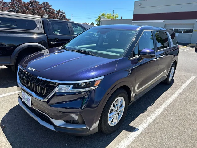 2022 Kia Carnival LXS