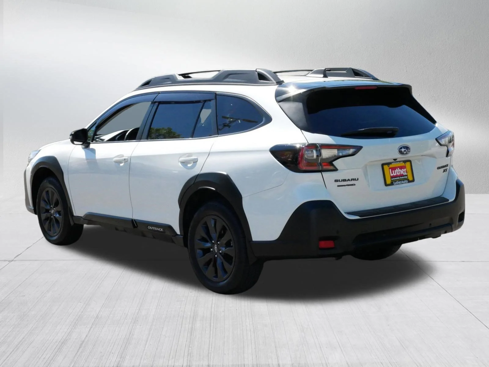 Used 2024 Crystal White Pearl Subaru Onyx Edition XT image 5