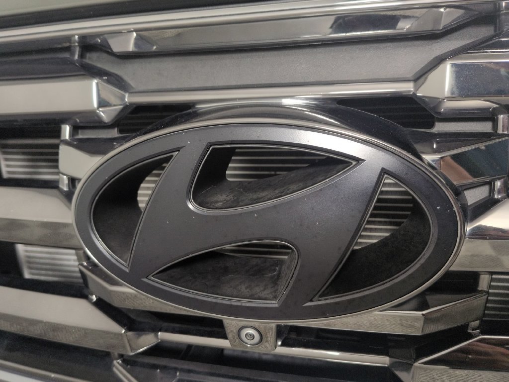 2025 Hyundai Tucson Limited - Photo 15