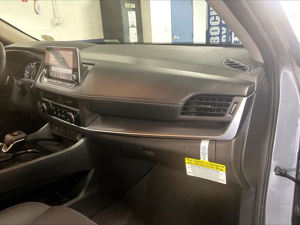 Used 2026 Gray Nissan S image 13