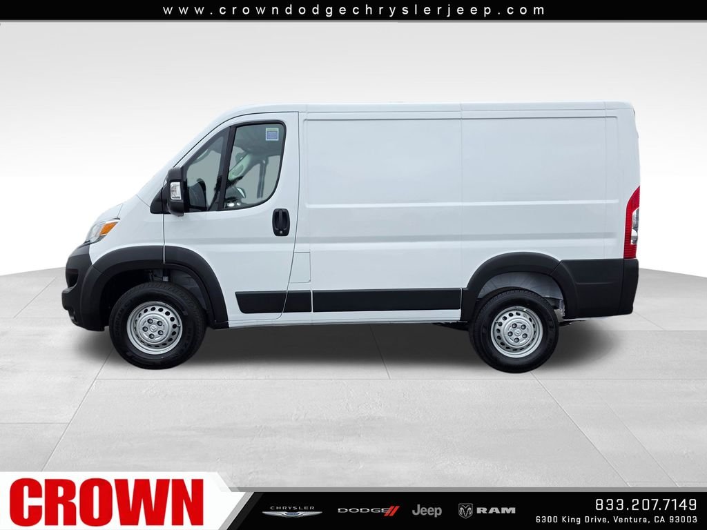 New 2026 Bright White Clear-Coat Exterior Paint RAM Low Roof image 8