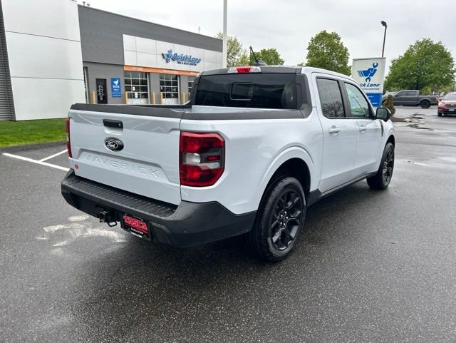 Used 2025 White Ford Lariat image 8