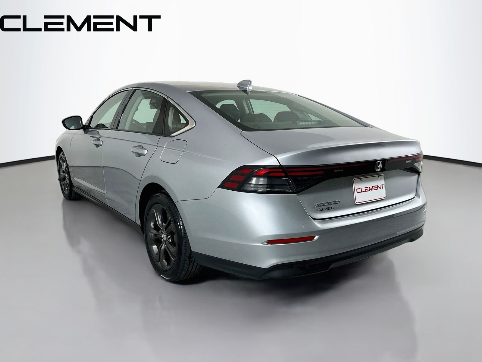 2023 Honda Accord EX - Photo 10