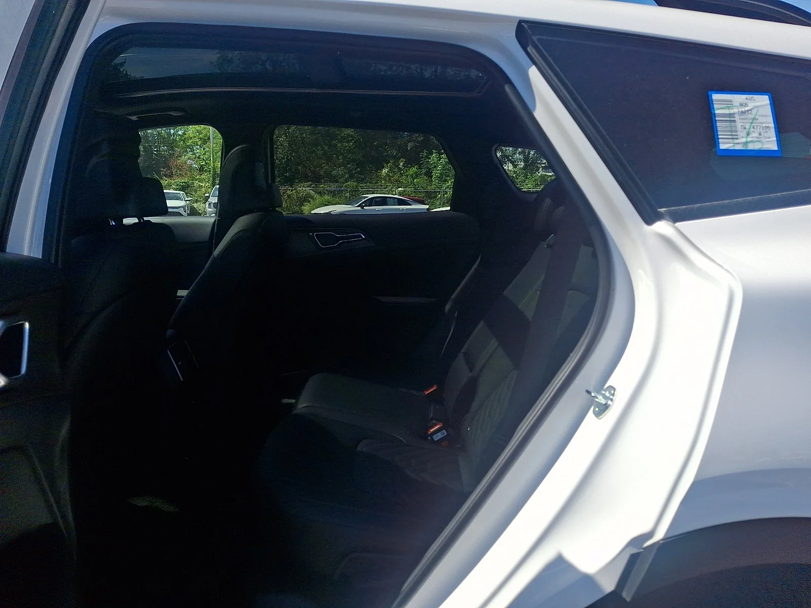 New 2027 White Kia X-Line image 10