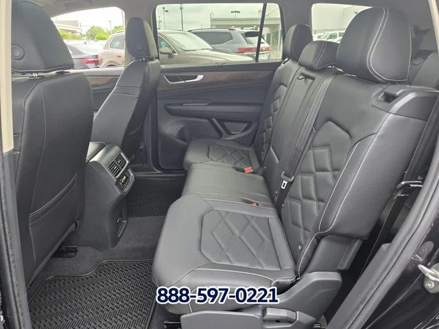 New 2026 BLACK Volkswagen 2.0T SE W/TECHNOLOGY image 8