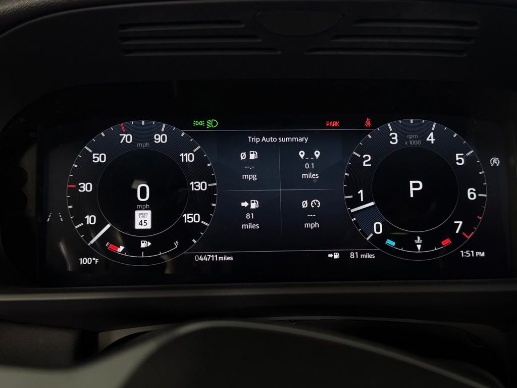 Used 2024 Fuji White Land Rover S image 15