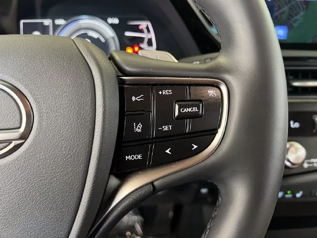 Certified Used 2025 Eminent White Pearl Lexus 300h image 46