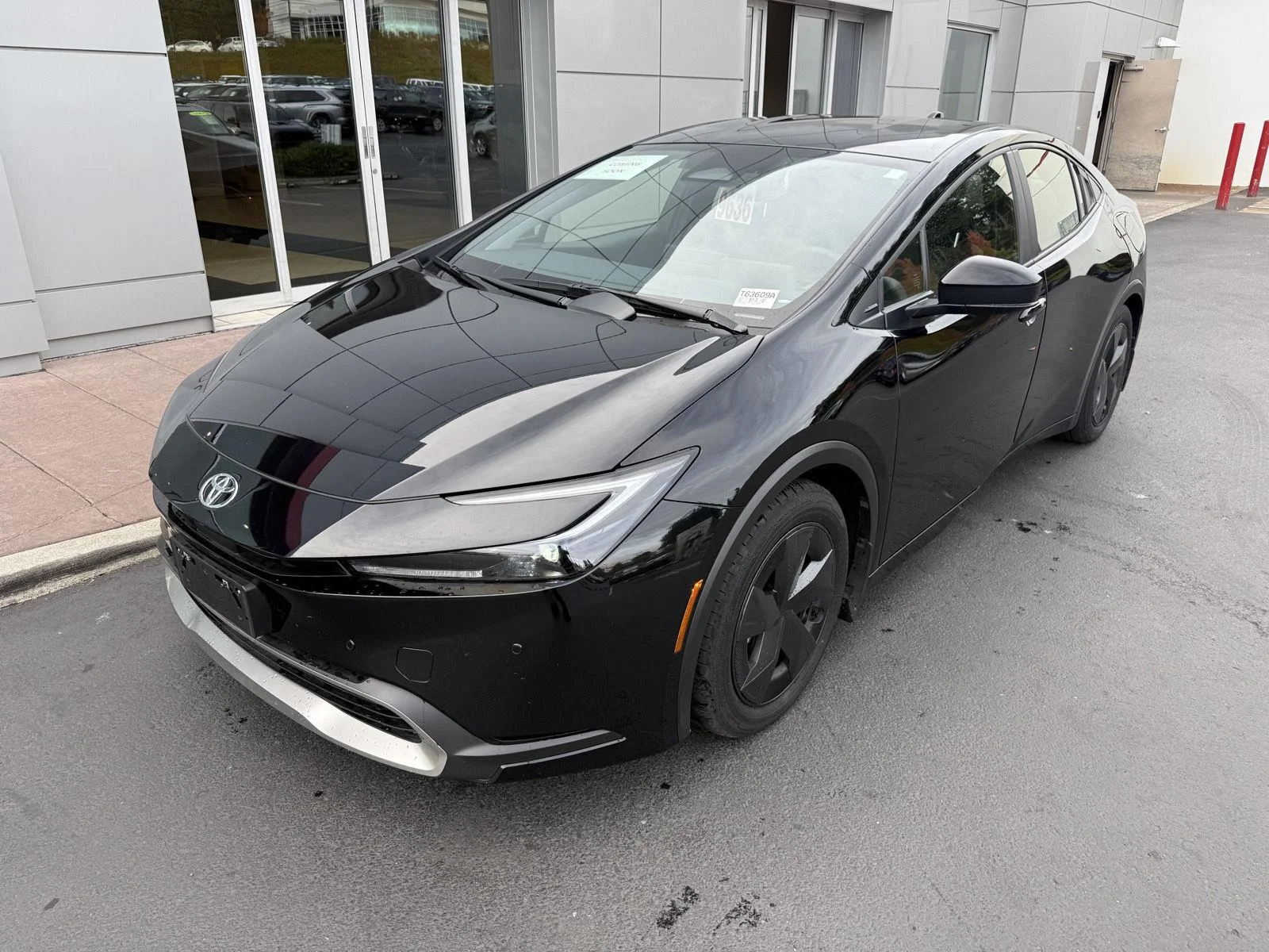 Used 2025 Midnight Black Metallic Toyota SE image 1