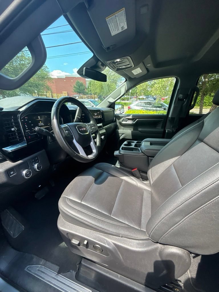 Used 2025 Sterling Metallic GMC SLT image 12