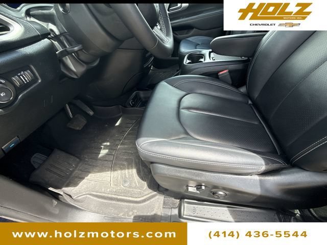 Used 2024 Blue Chrysler Touring L image 34