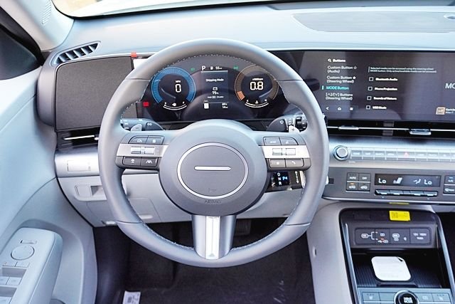 New 2026 White Hyundai SEL Premium image 21