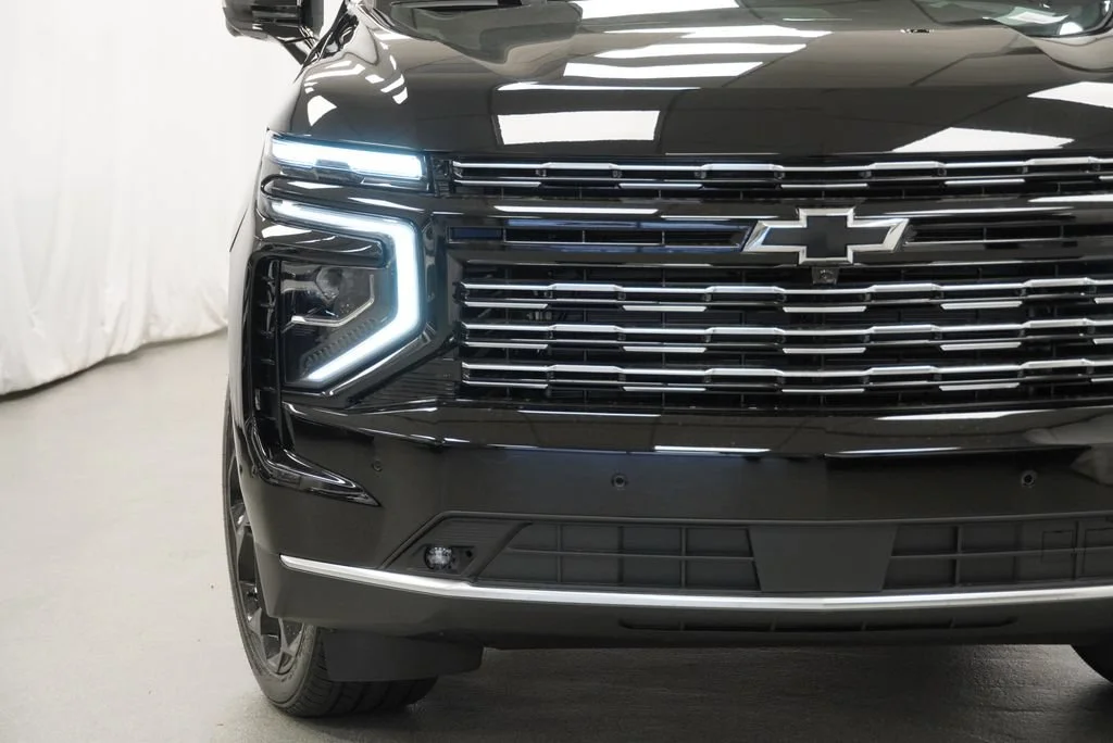 New 2026 Black Chevrolet High Country image 35