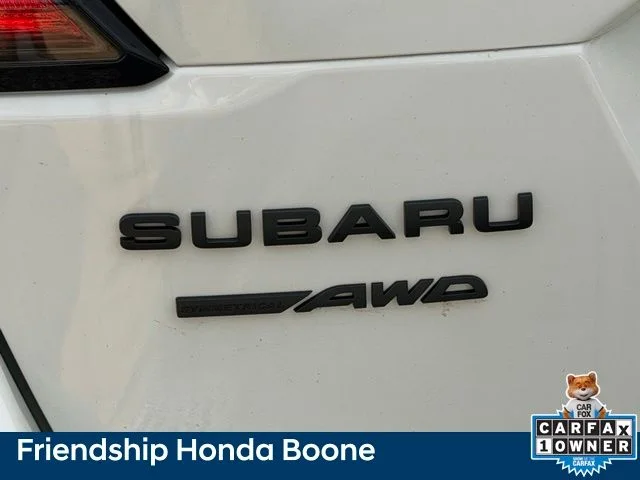Used 2025 White Subaru Onyx Edition XT image 12