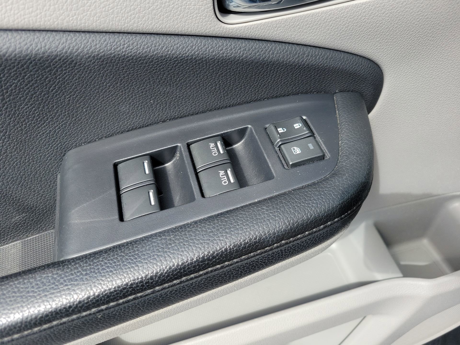 Used 2019 Gray Honda Elite image 19