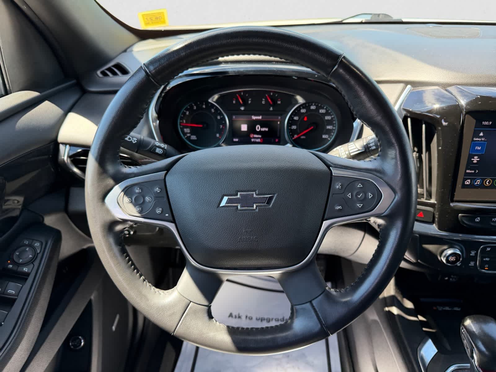 Used 2022 Iridescent Pearl Tricoat Chevrolet RS image 17