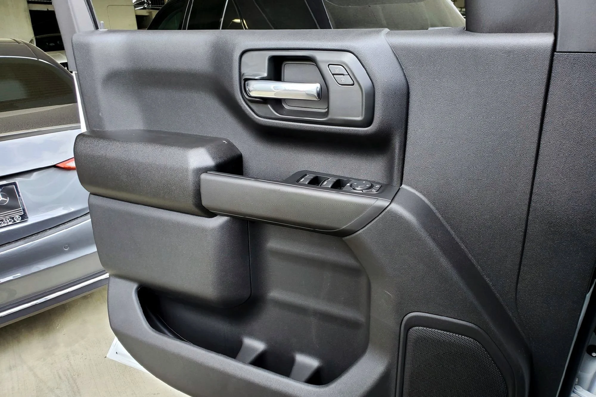 2026 Chevrolet Silverado 1500 Custom - Photo 11