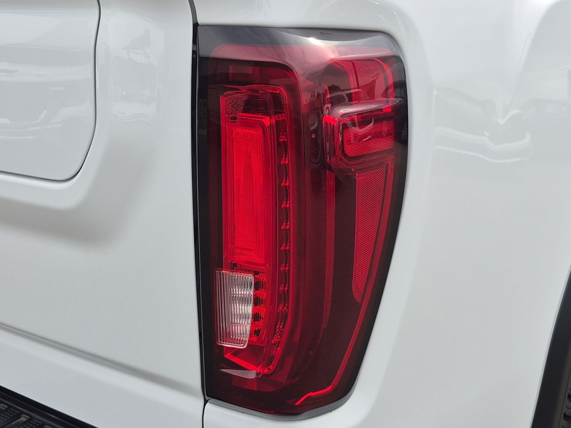 2022 GMC Sierra 3500HD SLT - Photo 11