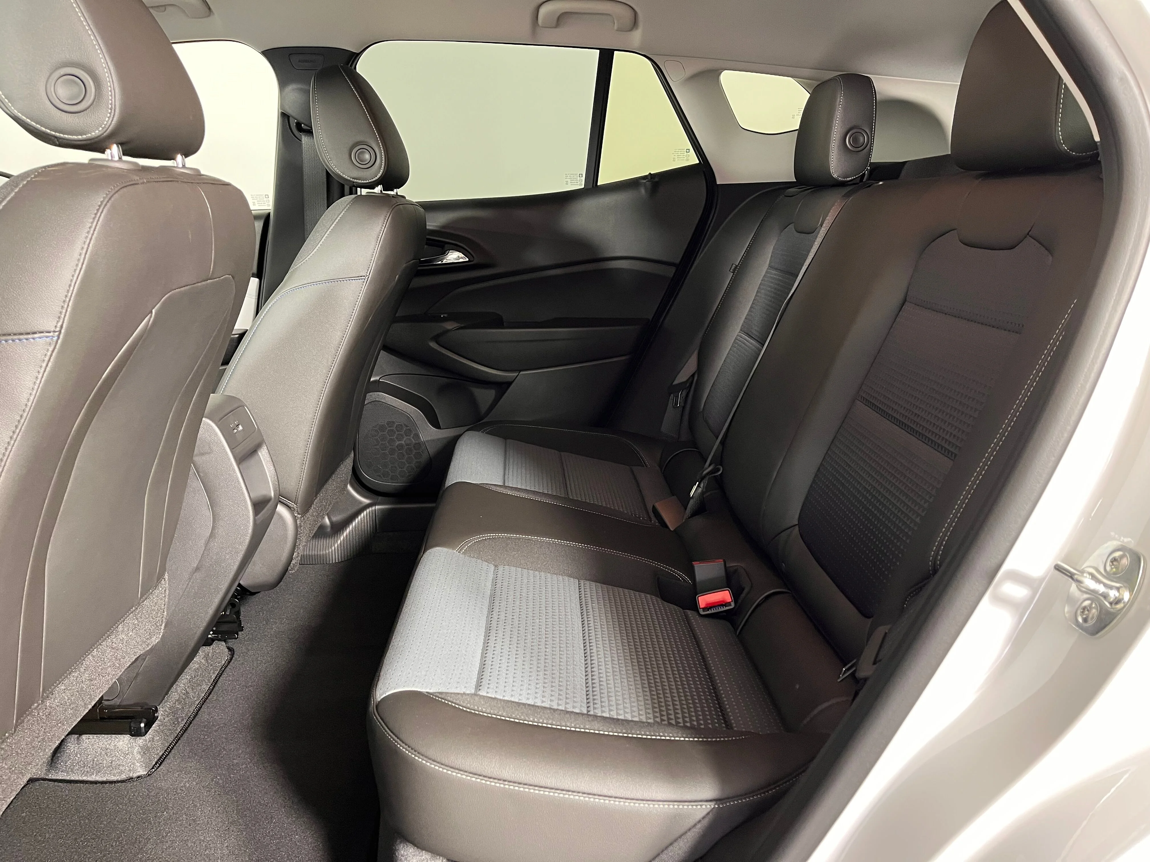 2026 Chevrolet Trax LT - Photo 8