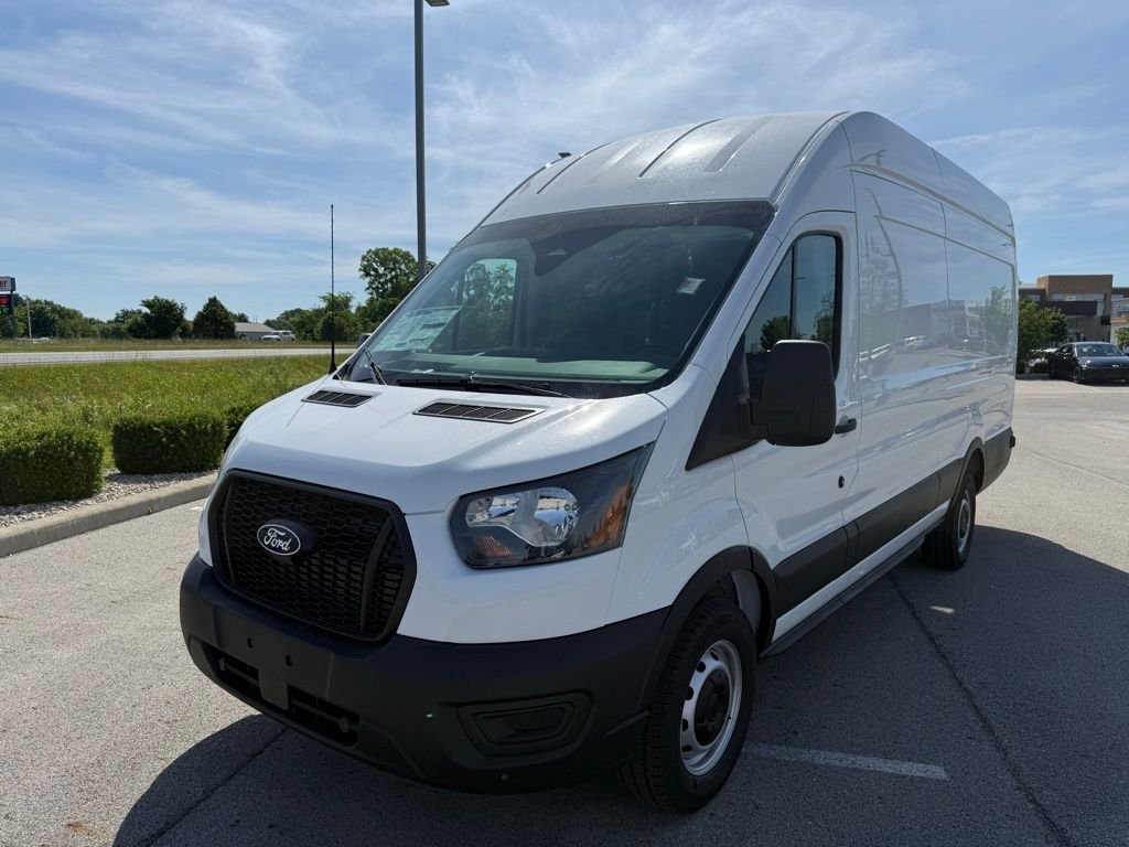 New 2026 Oxford White Ford Cargo Van image 10
