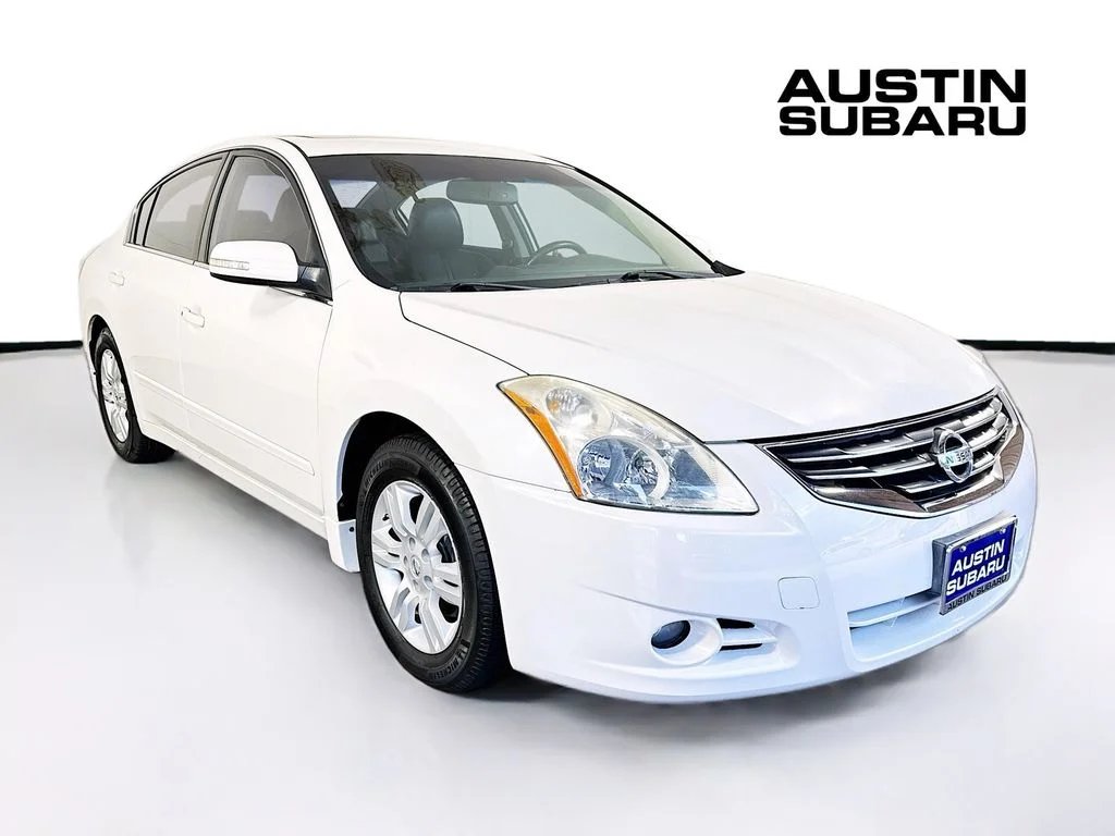 2012 Nissan Altima's photo