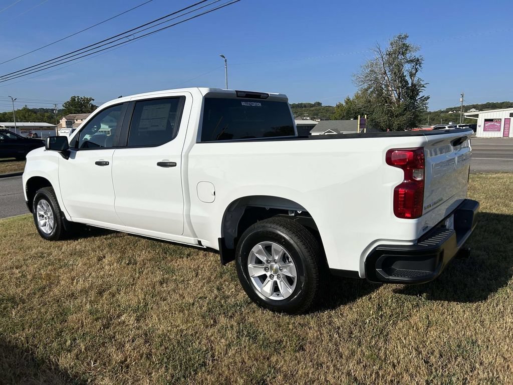 New 2026 Summit White Chevrolet WT image 6