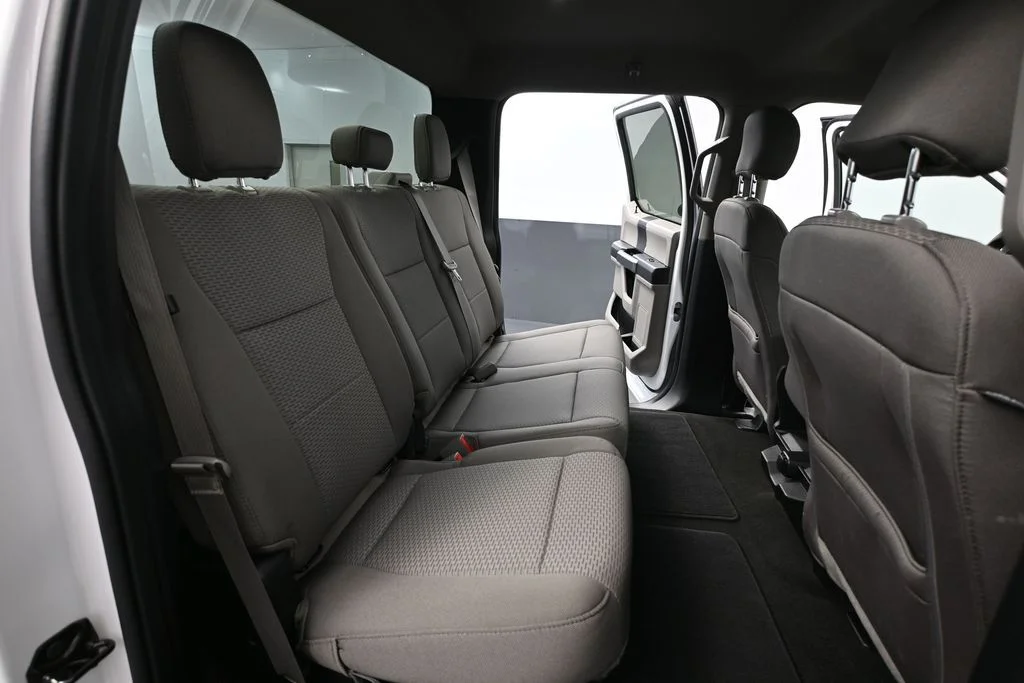 Used 2020 White Ford XLT image 39