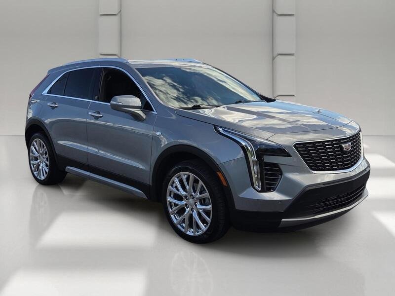 Used 2023 Silver Metallic CADILLAC FWD 4DR PREMIUM LUXURY image 7