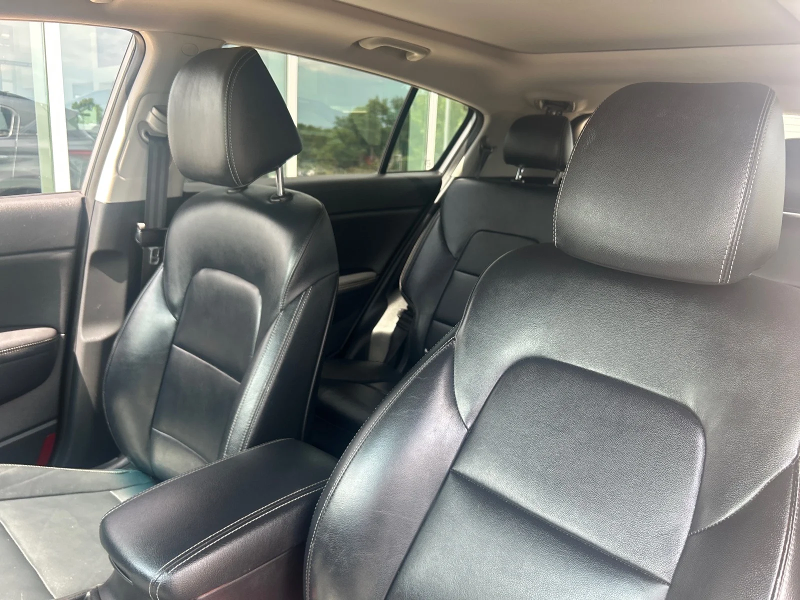Used 2018 Gray Kia EX image 9