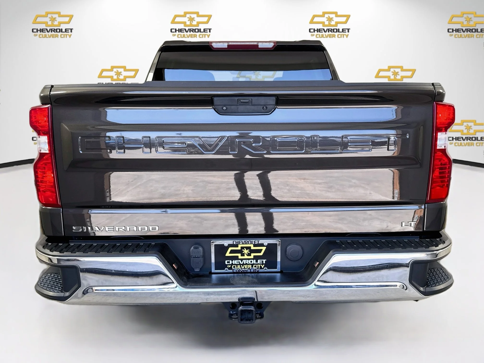 Used 2022 Oxford Brown Metallic Chevrolet LT image 7