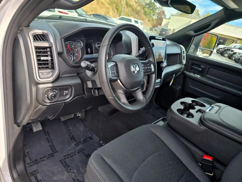 New 2027 White Ram Tradesman image 22