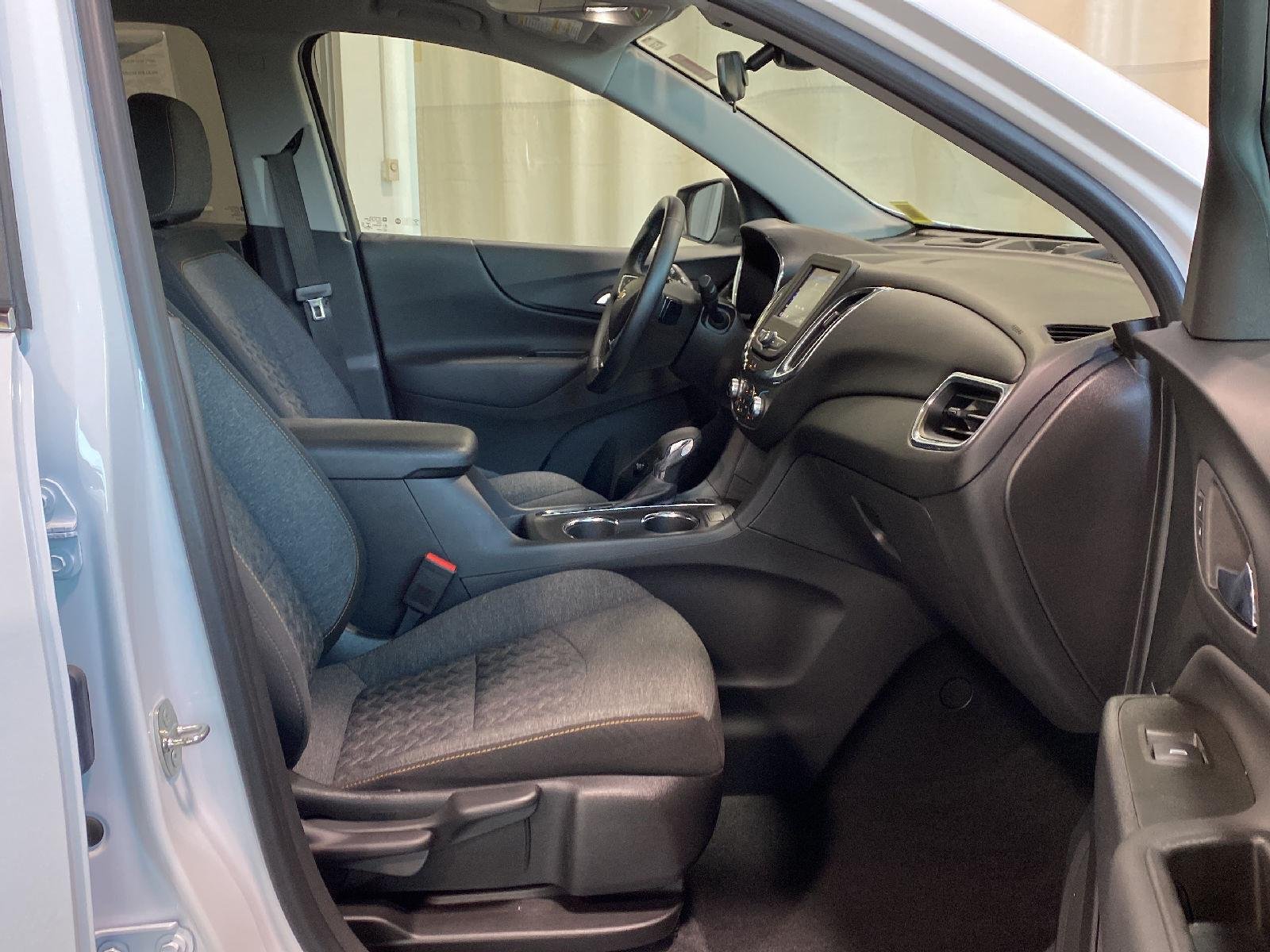 Used 2023 Summit White Chevrolet LT image 11