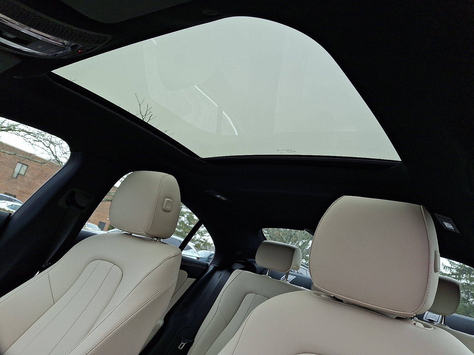 Certified Used 2025 Polar White - 149 Mercedes-Benz 4MATIC® image 14