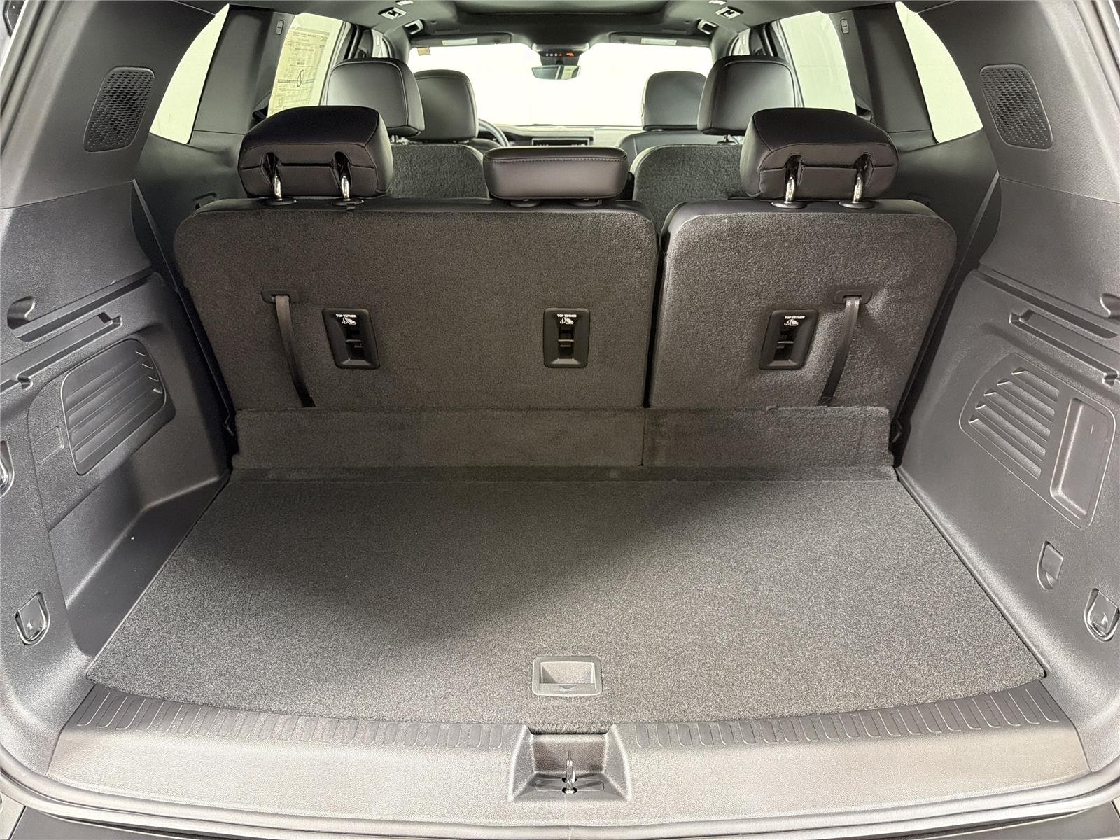 2026 GMC Acadia Elevation - Photo 19