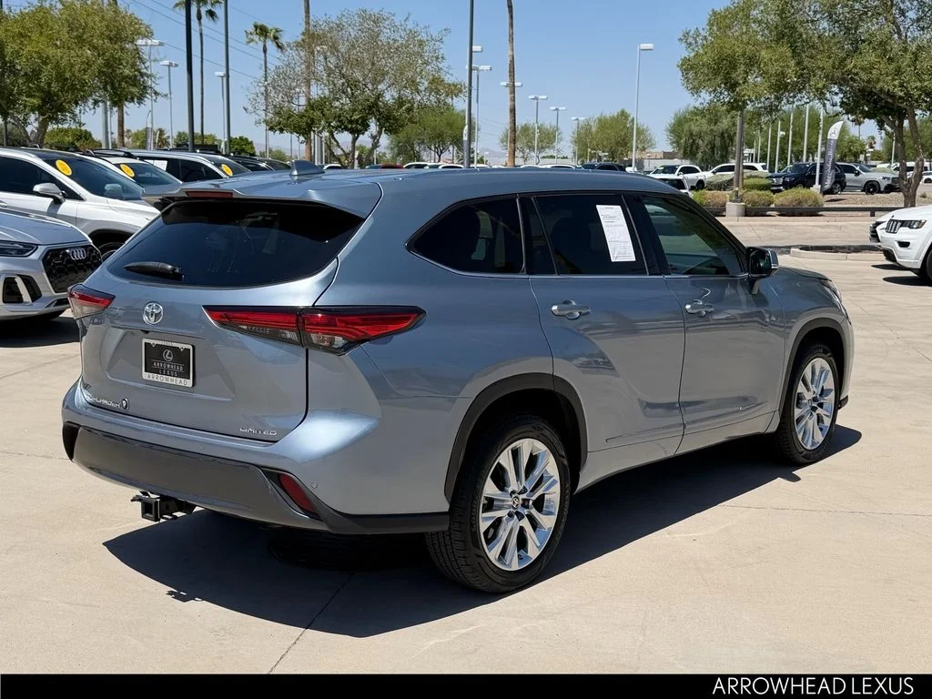 Used 2020 Gray Toyota Limited image 7