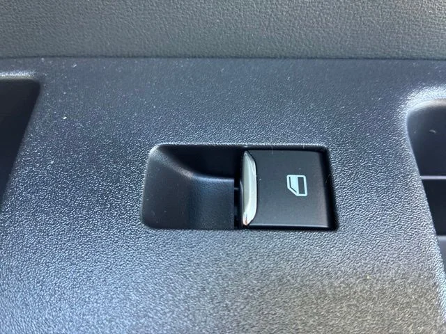 New 2026 Agate Black Metallic Ford ST-Line image 29