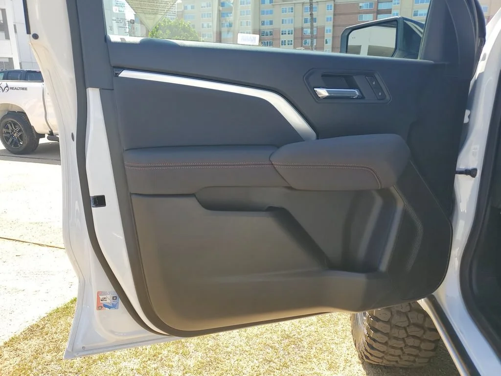 2026 Chevrolet Colorado Z71 - Photo 19