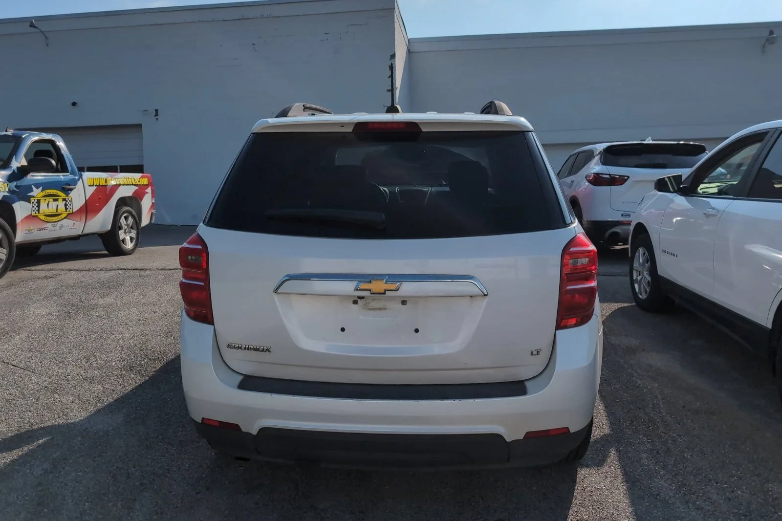 Used 2017 IRIDESCENT PEARL TRICOAT Chevrolet LT image 6