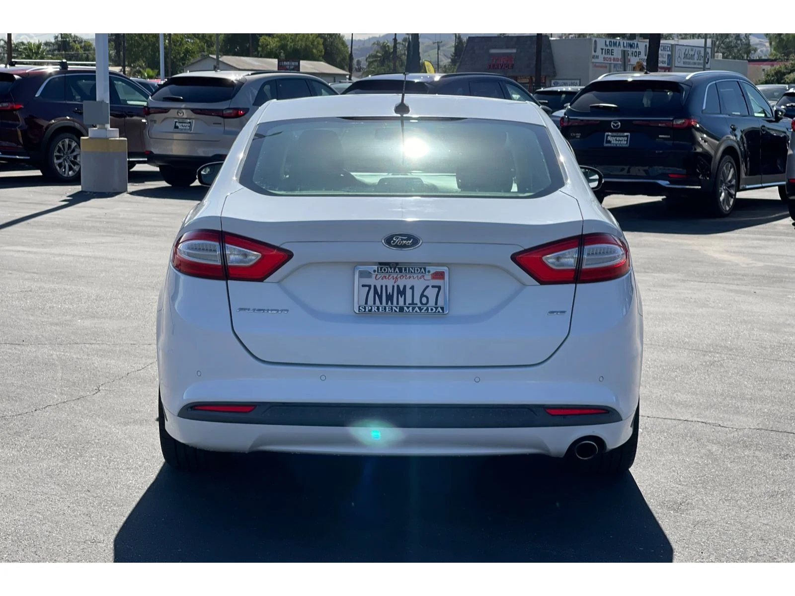 Used 2016 Oxford White Ford SE image 5